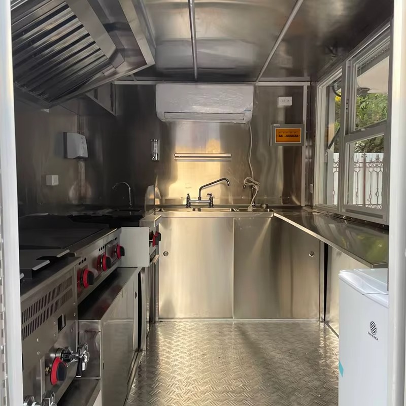 Door internetberoemdheden gewa - Rv Snacks & Food Zone Surat Menu recensie en prijs